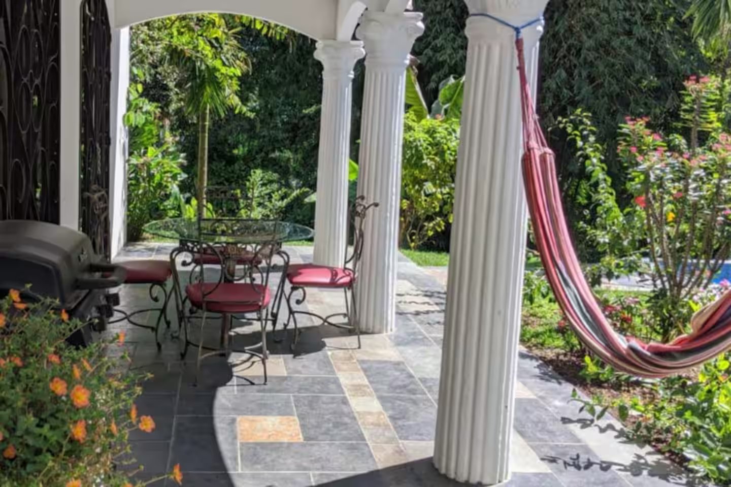 Villa Sulterra hero image